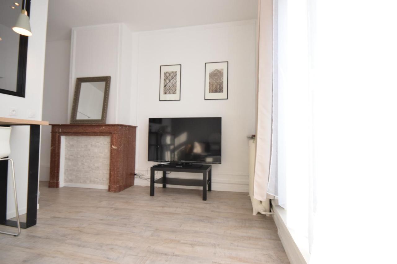 Chic Appart Design - Hyper Centre - Tramway - Free Wifi - Lerelaisdodile12 Valenciennes Exterior photo